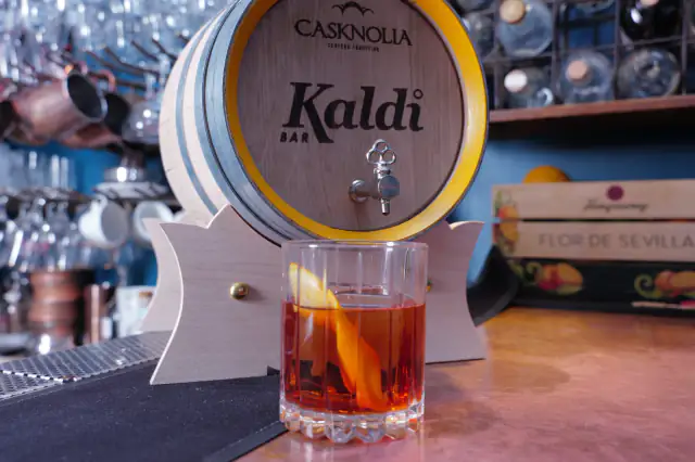 Negroni við Kaldi tunnu — Kaldi bar