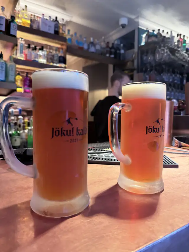 Jökul krúsir — Kaldi bar